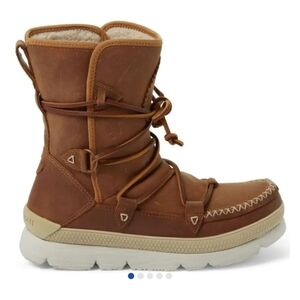 Manitobah Mukluks WP Pacific Half Winter Boot Women's 8
